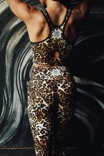 THE SHE-LEOPARD SET