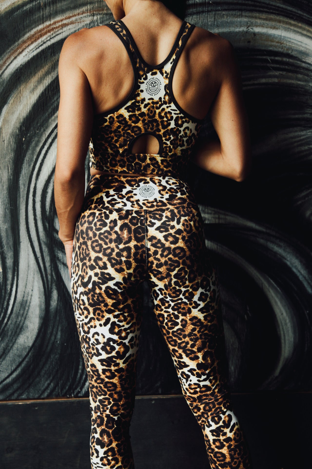 THE SHE-LEOPARD SET