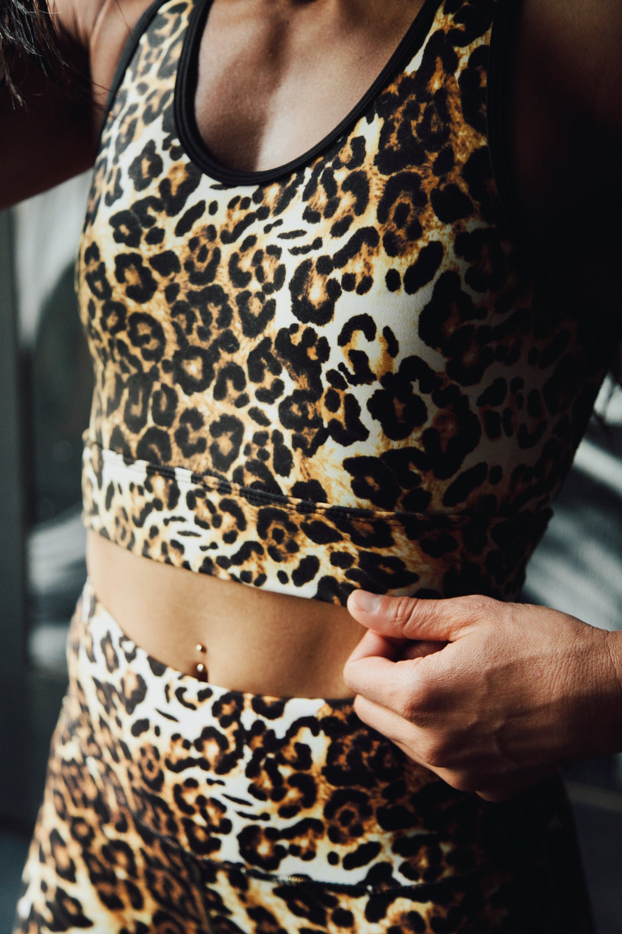 THE SHE-LEOPARD SET